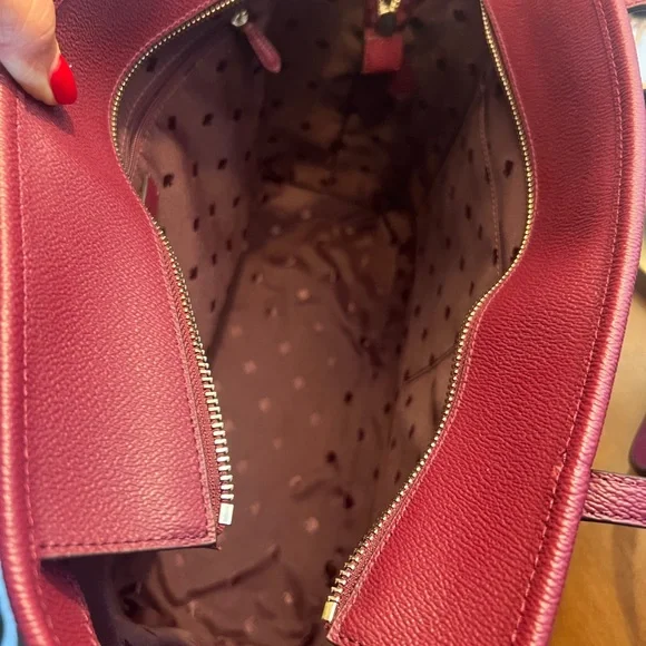 NWOT Kate Spade Lori Tote, Burgundy - Shoulder bag with zippered closure - Picture 8 of 13